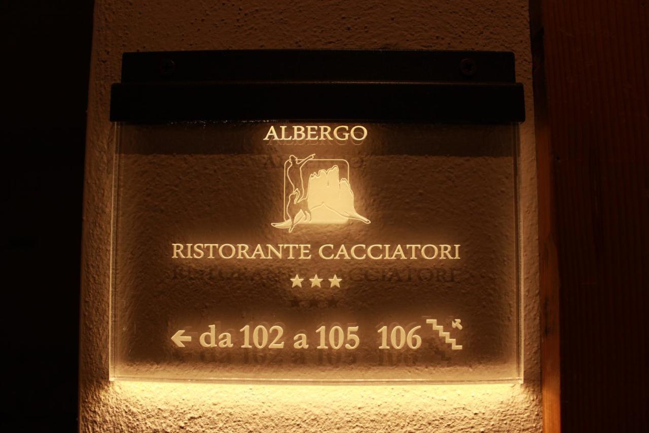 Albergo Ristorante Cacciatori Auronzo di Cadore Kültér fotó