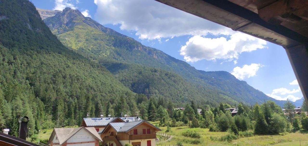 Albergo Ristorante Cacciatori Auronzo di Cadore Kültér fotó